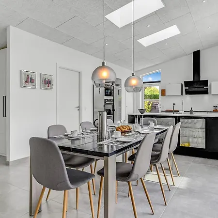 בית נופש Cozy In With Wifi Farsø