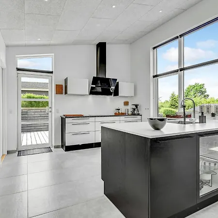 בית נופש Cozy In With Wifi Farsø