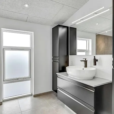 Beautiful In With Kitchen
